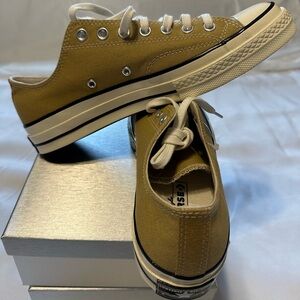 Converse Tan Low-Top Sneakers